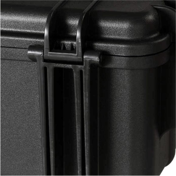 Nearly indestructible sealed safety case Vanguard Supreme 46F