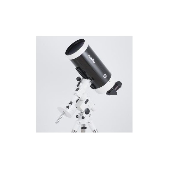 Maksutov-Cassegrain SkyWatcher 150/1800mm telescope with NEQ3-2 Pro GoTo mount