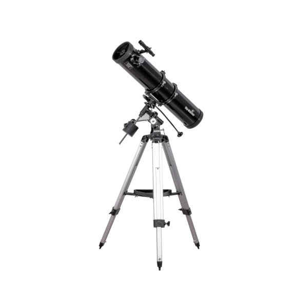 Newton Reflector Telescope Skywatcher 130/900 EQ2 with booklet to learn how to use telescope
