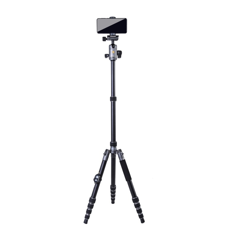 Aluminum travel tripod Vanguard VEO... Aluminum travel tripod Vanguard VEO...