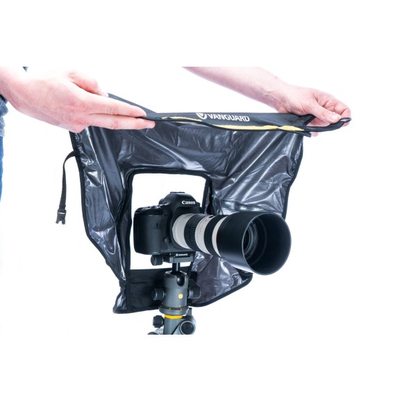 Rain cover Vanguard Alta RCM for camera, Size M