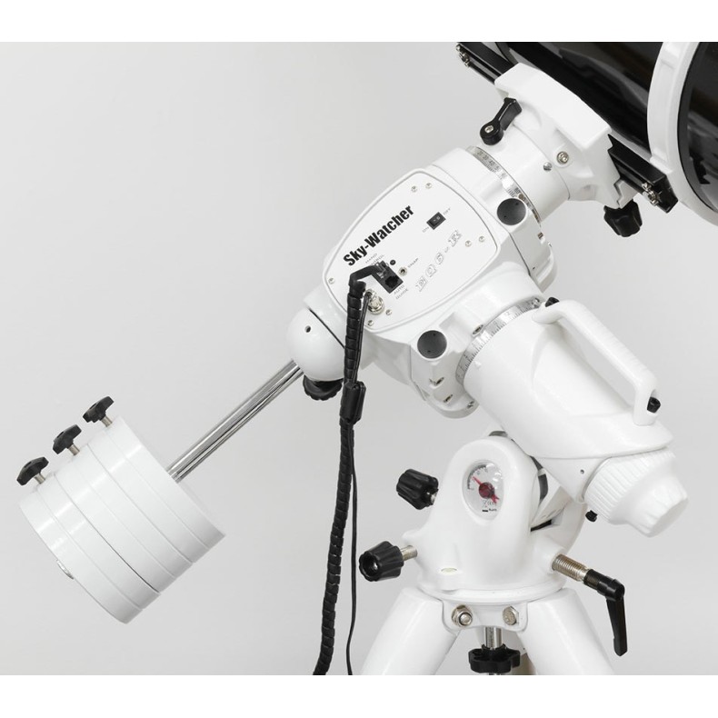 German equatorial mount SkyWatcher...