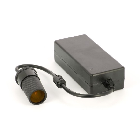 Mains transformer with cigarette lighter socket Skywatcher 13,7V 4A