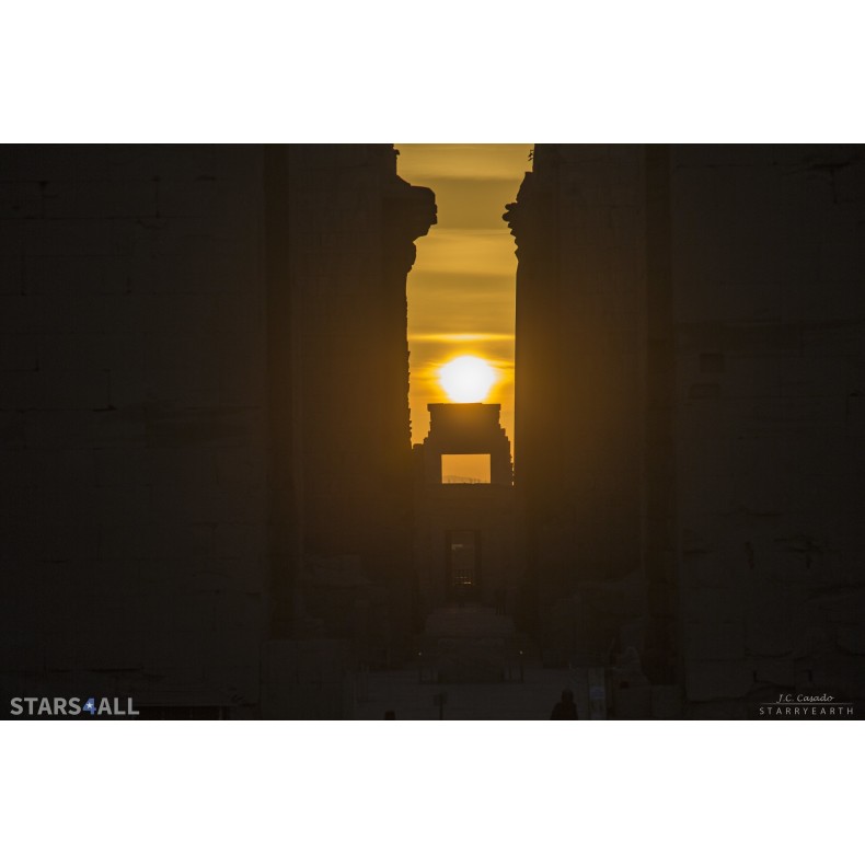 Book Traveling Astrophotography Book Traveling Astrophotography