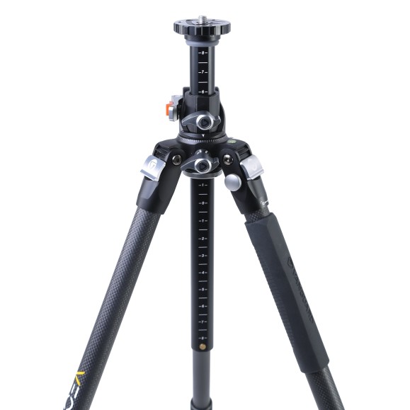 VANGUARD Veo 3+ 263CP carbon fiber tripod with 3-way swivel head