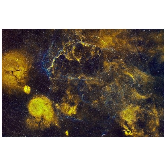 APO telephoto APO lens Askar ACL200 Gen2 200mm f/4 for astrophotography