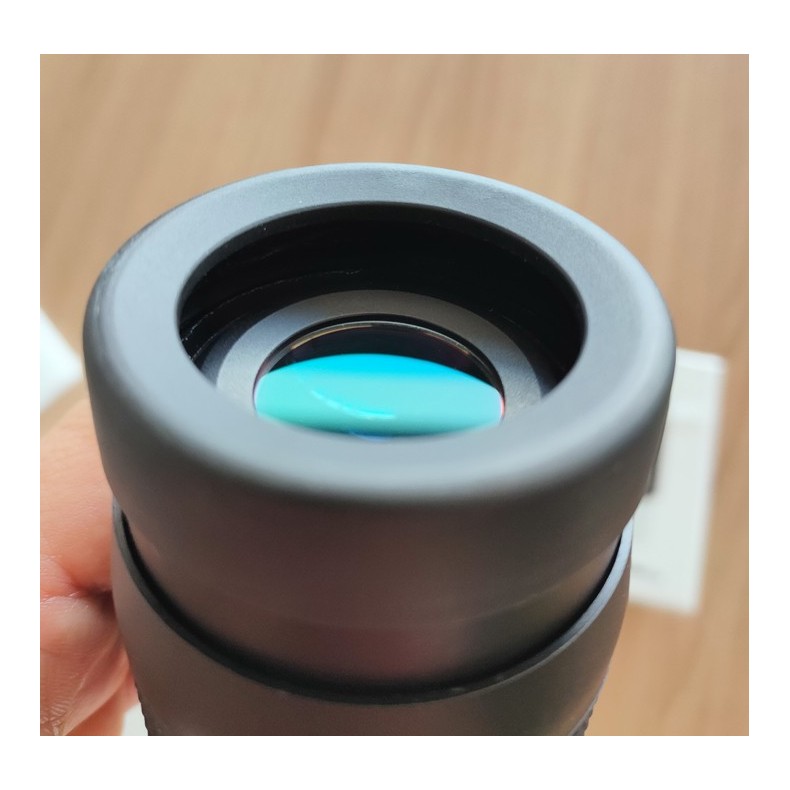 Celestron Deluxe zoom eyepiece 8-24mm... Celestron Deluxe zoom eyepiece 8-24mm...