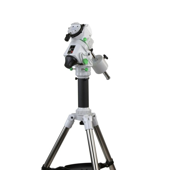 Equatorial mount Skywatcher Star Adventurer GTi with tripod