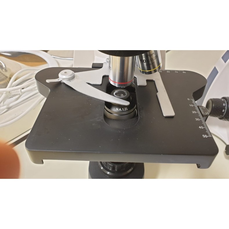 EPI FLUORESCENCE Biological...