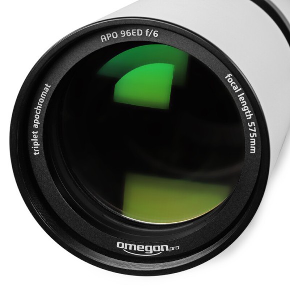 Apochromatic refractor tube Omegon Pro AP 96/575 Triplet ED FCD-100
