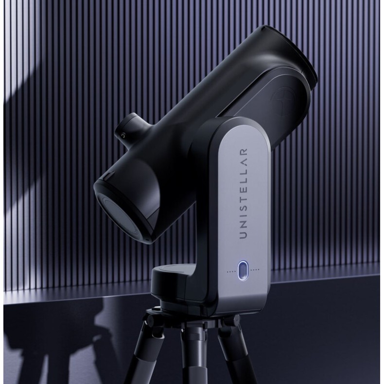 Intelligent telescope UNISTELLAR... Intelligent telescope UNISTELLAR...