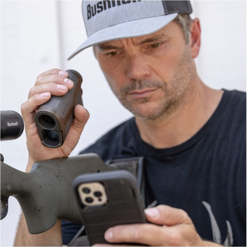 BUSHNELL Bone Collector 1800 6x25...