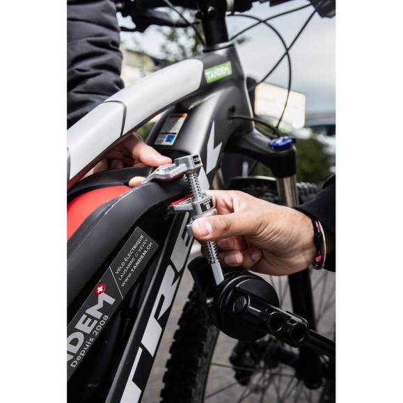 Micro clamp with clamp on end 2