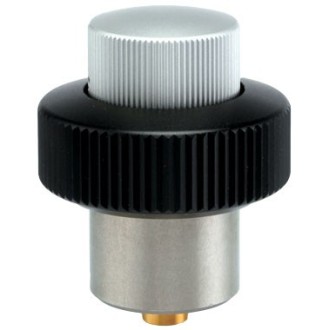 Dual speed focus knob