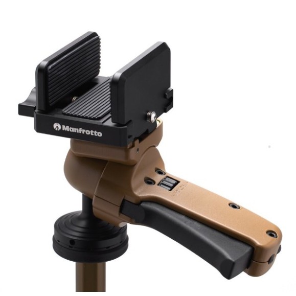 MANFROTTO ALPHA tripod kit S.H.O.T. MK R02 SD with GRIP head