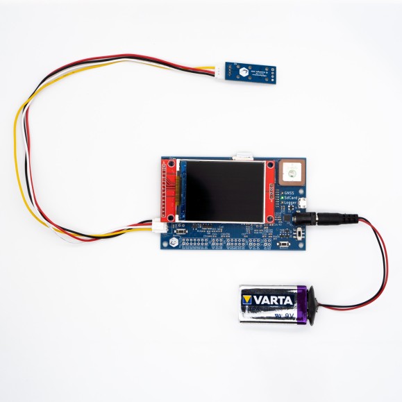 Large stratospheric balloon probe kit with space camera, 64GB micro SD card and datalogger