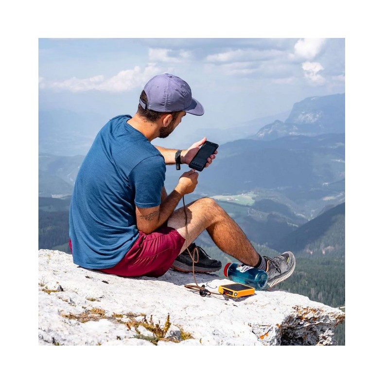 Powerbank XTORM Xtreme Rugged Power... Powerbank XTORM Xtreme Rugged Power...