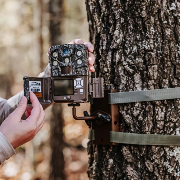 BROWNING Recon Force Elite HP5 Trap Camera