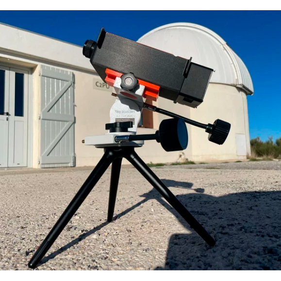 Illustrative photo of the final product. 3D printed parts, tripod, tripod head and other optical elements are not included... Illustrative photo of the final product. 3D printed parts, tripod, tripod head and other optical elements are not included...