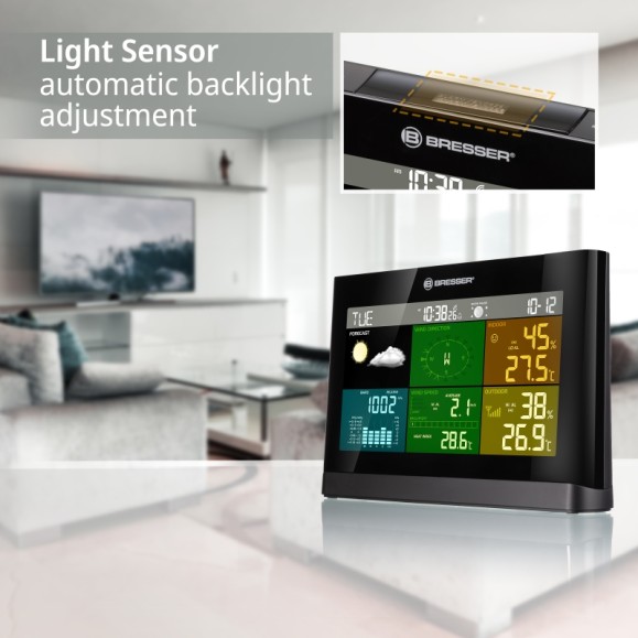 BRESSER Comfort 5-in-1 weather center black display