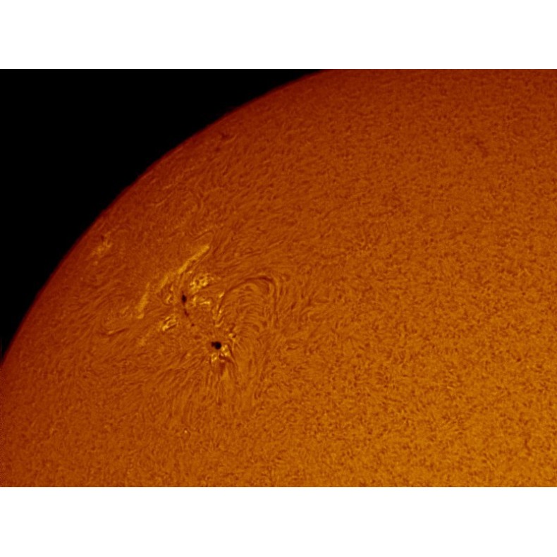 H-alpha LUNT LS100THa B1200 Solar... H-alpha LUNT LS100THa B1200 Solar...