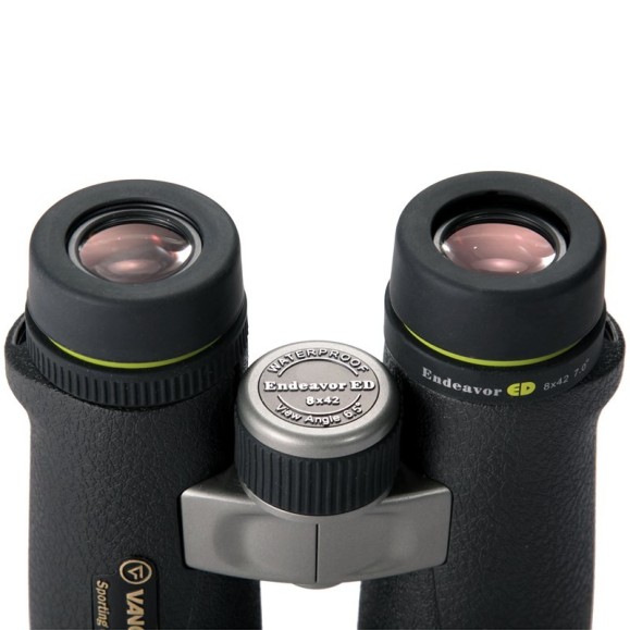 Binoculars Vanguard Endeavor ED 8420