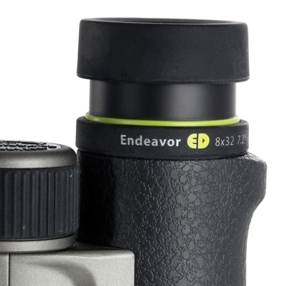 Binoculars Vanguard Endeavor ED II 8320